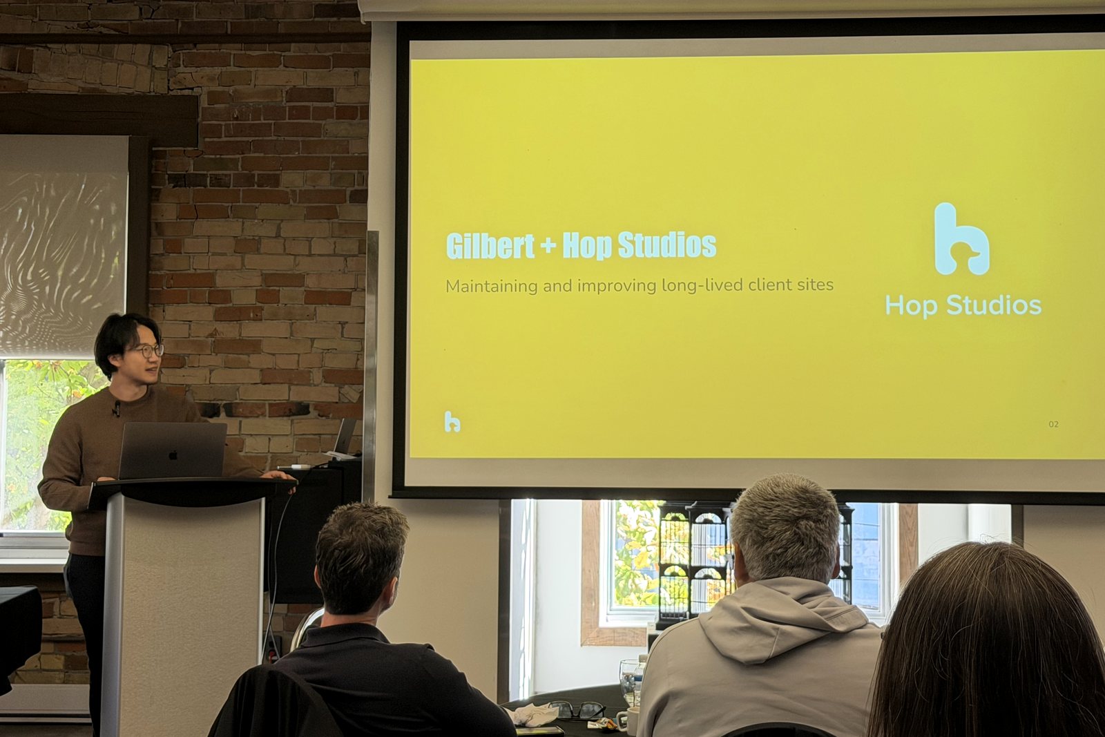 Gilbert Lin of Hop Studios presenting on accessibility reports